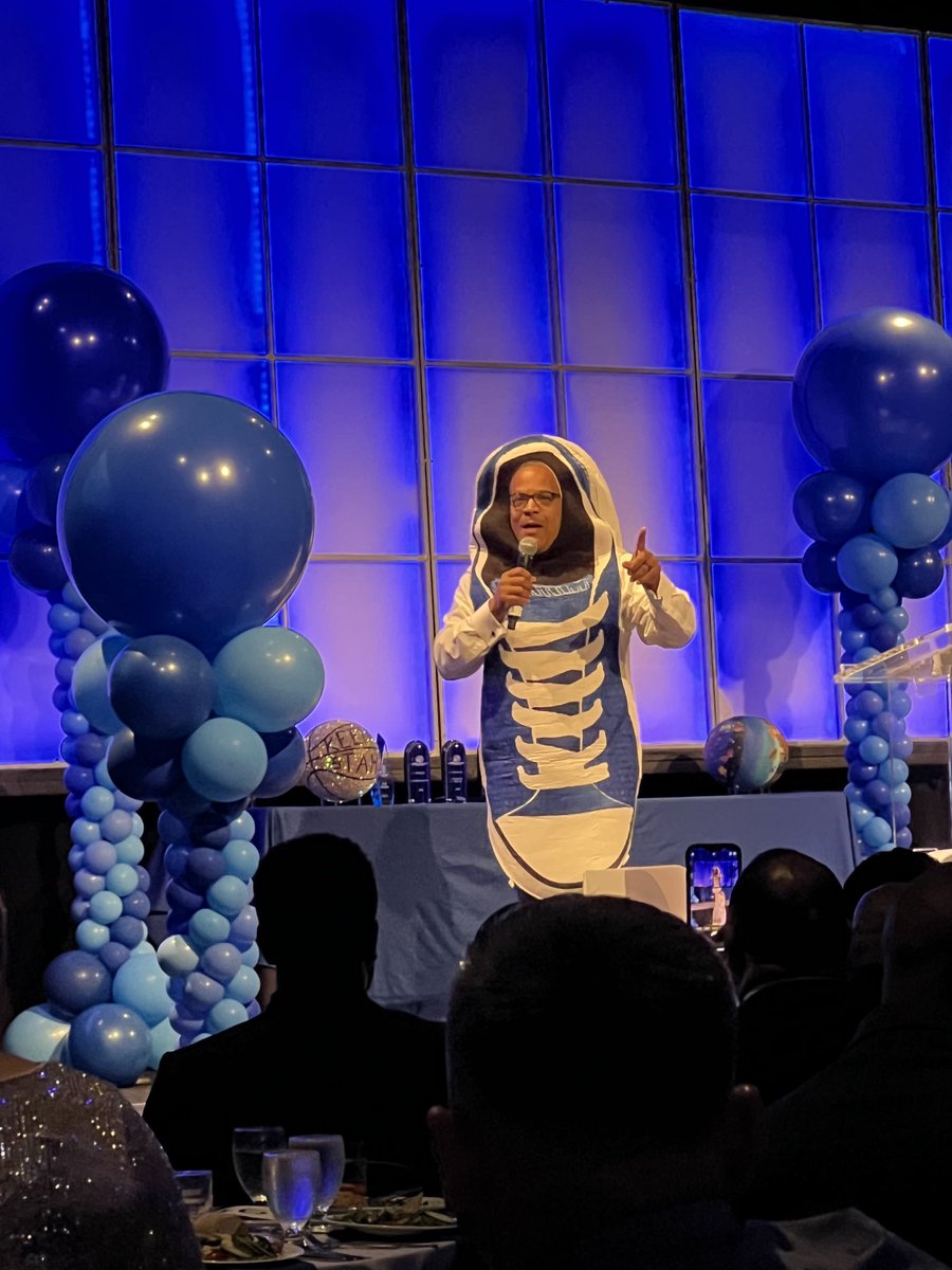 ed broecker (@ejbroecker) on Twitter photo What a great event #kicks4kids thank you <a href="/RafaelOnTV/">Rafael Sánchez</a> and <a href="/BGCINDY/">Boys & Girls Clubs of Indianapolis</a> #bluedoorgala What a great event #kicks4kids thank you <a href="/RafaelOnTV/">Rafael Sánchez</a> and <a href="/BGCINDY/">Boys & Girls Clubs of Indianapolis</a> #bluedoorgala
