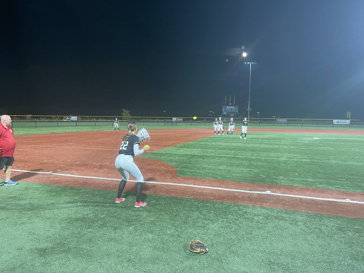 Game 3 under a full moon on deck.