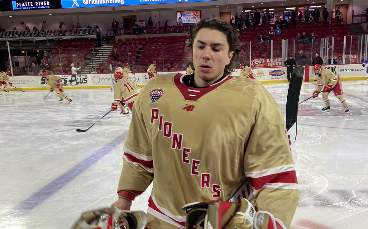 Freddie is making his first career start tonight!

#GoPios