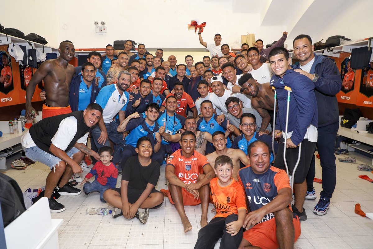 ¡Gran equipo! Logramos el objetivo. Trujillo vuelve a la #Sudamericana2024. Esta alegria también la compartimos contigo Stalin Morillo 🙌🏼