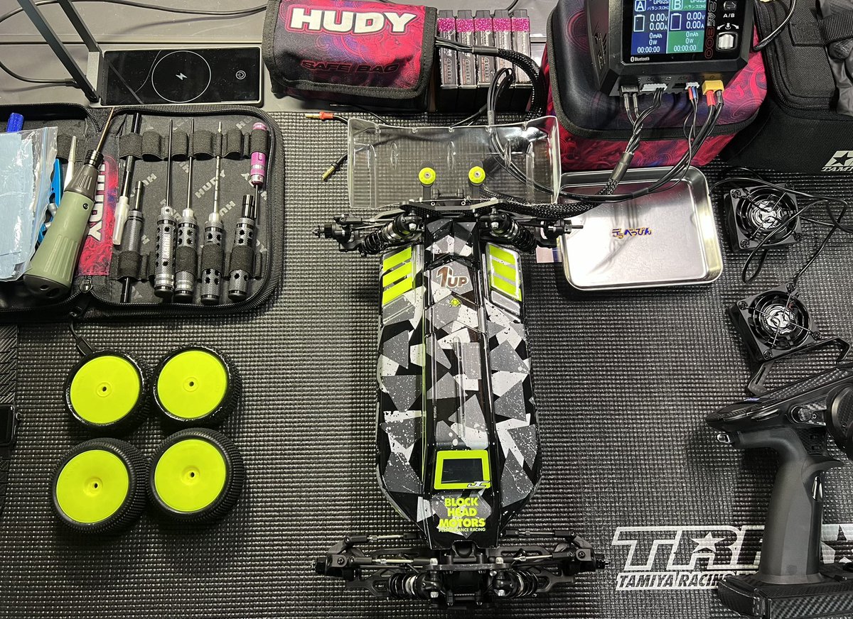 つくパーにキテマス