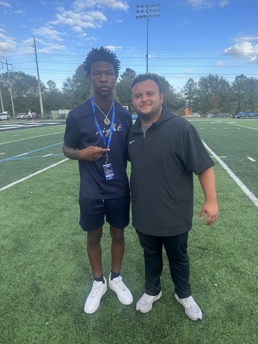 #AGTG🙏🏾After a Great Game-day visit and Conversation with <a href="/CoachJoshEv18/">Josh Evans</a> I’m blessed to receive an offer from Faulkner University !🦅🔵#GoEagles <a href="/JacksonFootball/">Jackson Aggies Football</a> <a href="/COREYCREIGHTO/">corey creighton</a> <a href="/coach_booju/">Jimmy BooJu Martin</a> <a href="/FlournoyCody/">cody flournoy 🏈</a> <a href="/helmet2helmt251/">Helmet2Helmet251</a> <a href="/ScoutFball/">Larry Rudolph</a>