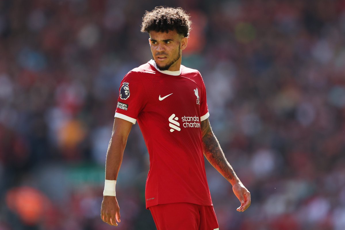 FabrizioRomano's tweet photo. 🚨 Luis Díaz's mother has been safely released after being kidnapped today in Colombia together with #LFC player’s father — per @VickyDavilaH.

Police now working on the case of Luis Díaz’s father. https://t.co/amOS5HFINI