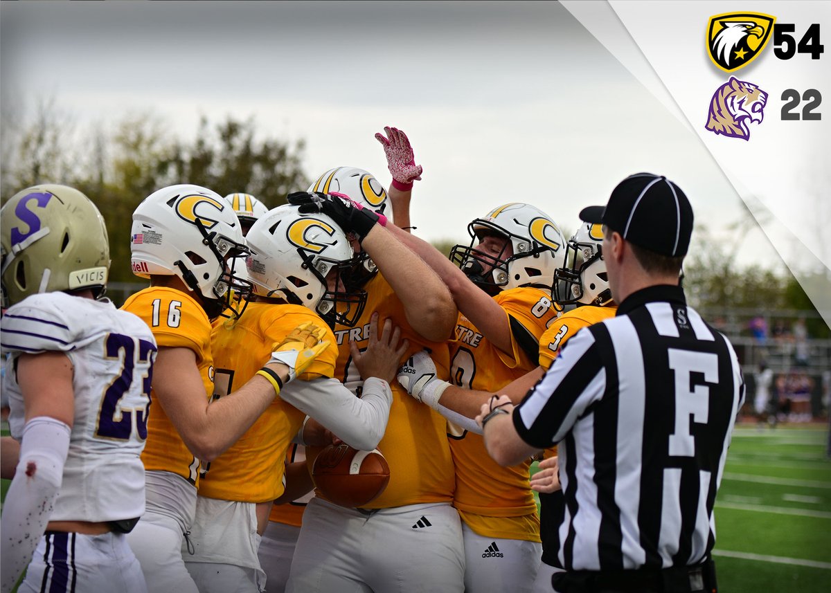 🏈 | That's now three straight huge wins for <a href="/CentreFootball/">Centre College Football</a>! And how about that pass rush? #PEV #RollKerns centrecolonels.com/news/2023/10/2…