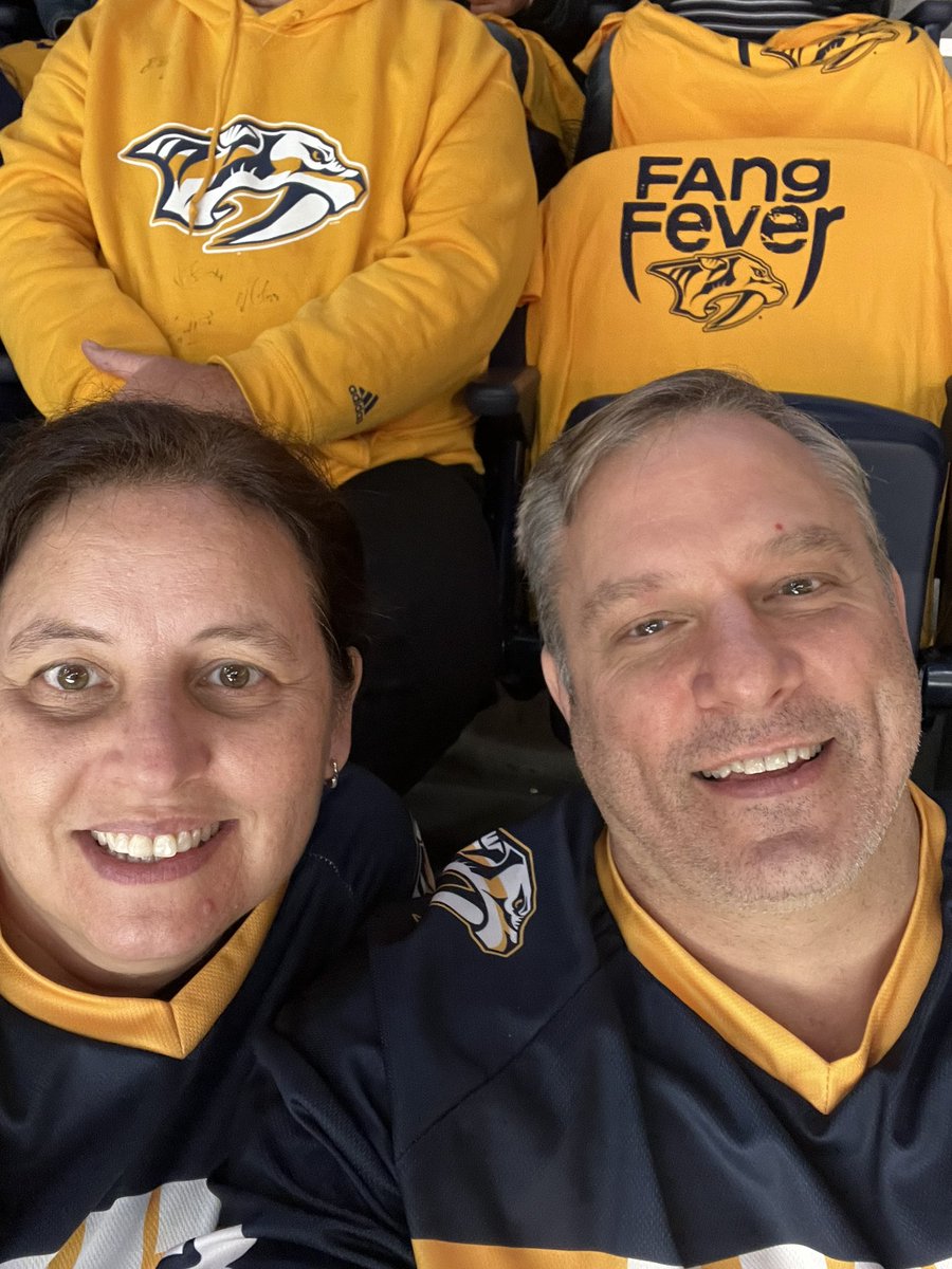 DavidLockney's tweet photo. #bottomsupbeer https://t.co/HPDyutQ9LQ