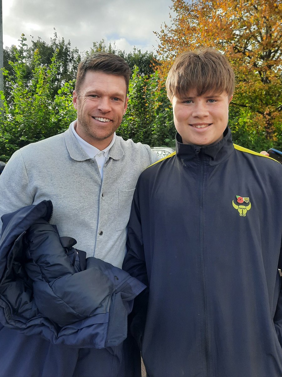 KazTD's tweet photo. @jamiemackie85 Thanks for stopping for a photo with George today ... he's grown a bit since his last photos with you! https://t.co/UglBxyOKUD