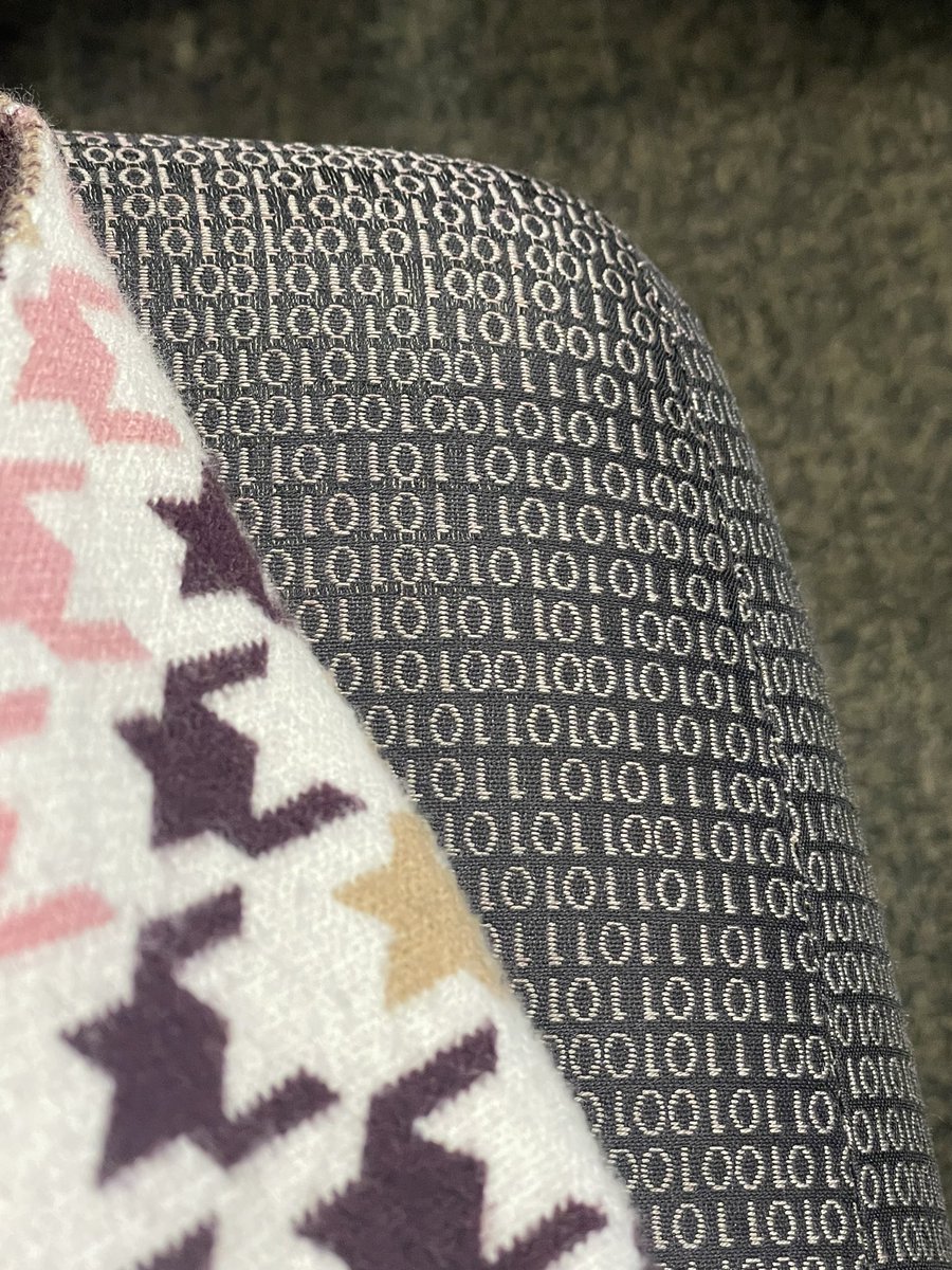 nikitagarwala's tweet photo. presenting you seat covers @SCSatCMU , just @CarnegieMellon things! https://t.co/2fQRlRk29c