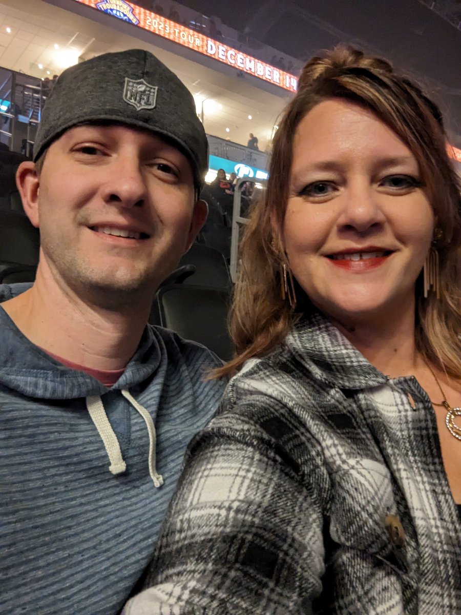 kelderman_k's tweet photo. Ready to see @JellyRoll615 for the 2nd time! https://t.co/EzbuI7KmHr