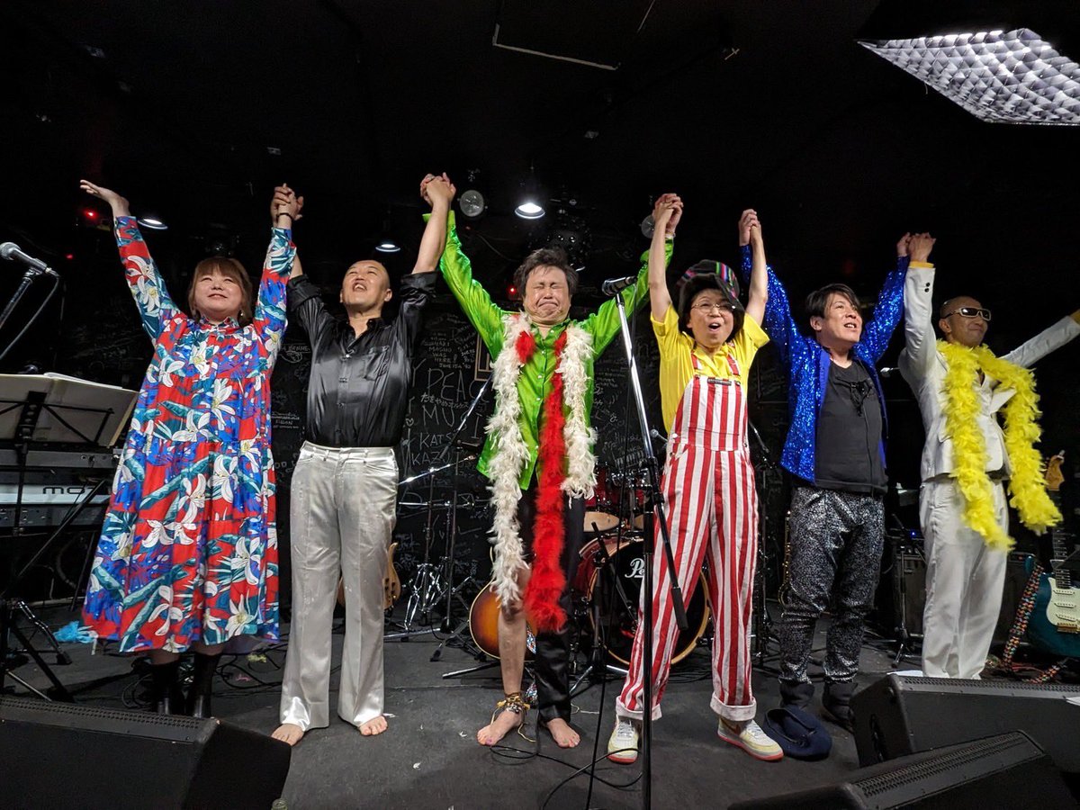 aritaka0705's tweet photo. 大変大変遅ればせながら！！！

先日10/21(土)、BooingBooワンマン、大変大変ありがとうございました！！！

あっという間の愉快な時間でした！！！

#BooingBoo
#LiveSpotRag https://t.co/jMCyNjZLlg