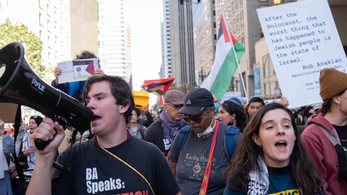 Thousands of people took to the streets in SF today to oppose the genocidal war being waged by Israel and backed by the U.S. The march took over the Central freeway for 45 minutes, disrupting traffic. U.S. and Israel: Hands Off The Palestinian People!