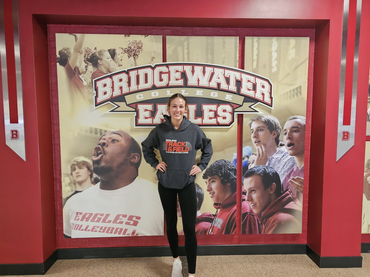 had a great visit at <a href="/BridgewaterWBB/">BridgewaterWBB</a> today! thank you for having me!❤️💛
