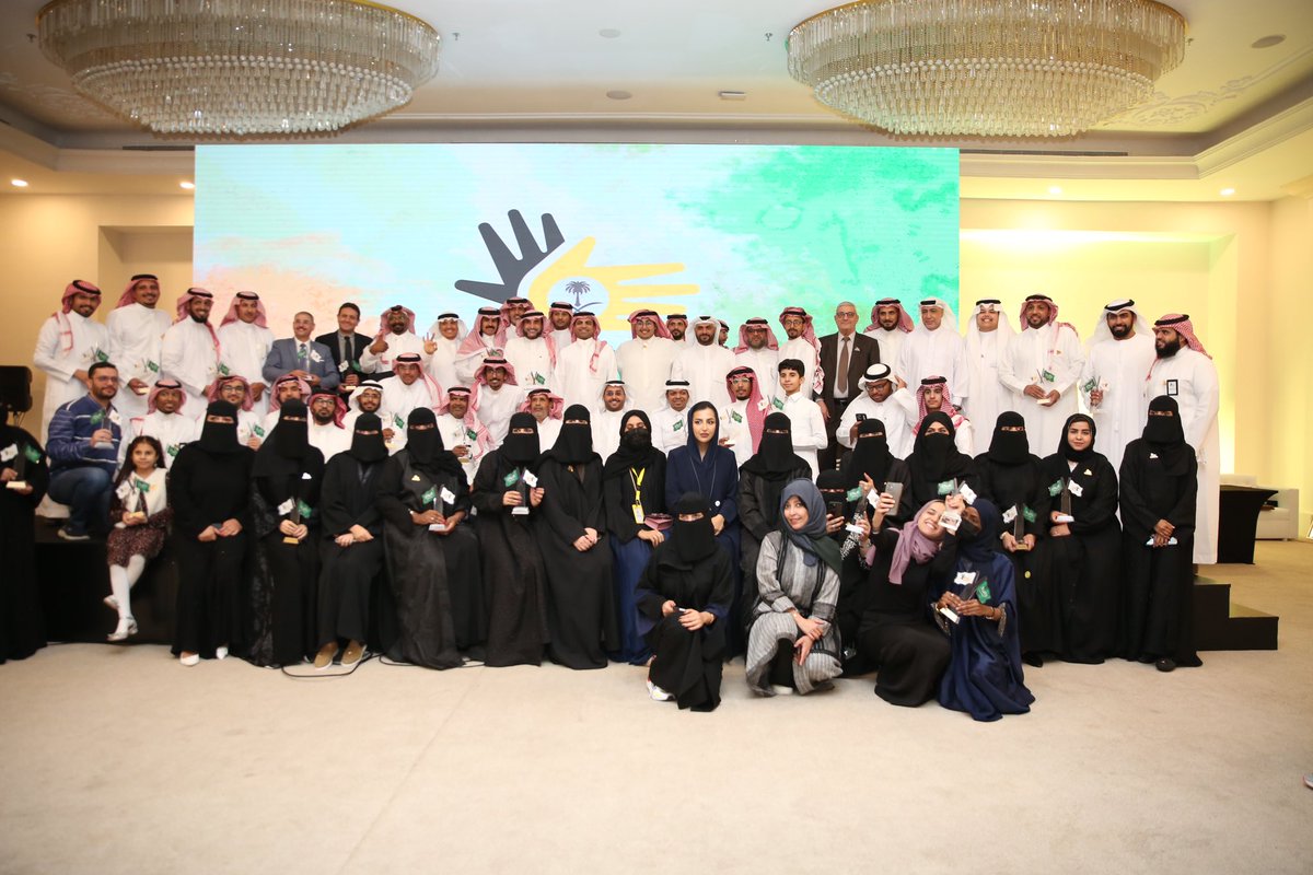 language_ksa's tweet photo. (مهنة في صوره) جميل جداً أن تكون لنا صوره تحمل تفاصيل مهنه. https://t.co/WVuidcfXYF