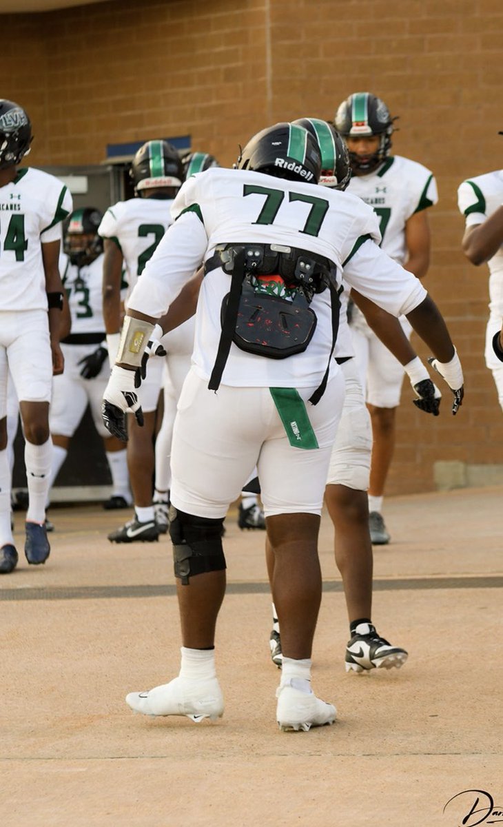 CoachJosephFB's tweet photo. S/O to @Jaydenmac77 for winning Offensive MVP and Trench Bully of the game. #Trenchboyz #BeTheStorm @HightowerFB @HHS_Canes @JulianLister @theofficalJAM @JeremiahSwartz6 @nmarshall8 https://t.co/SpR4W906Tc