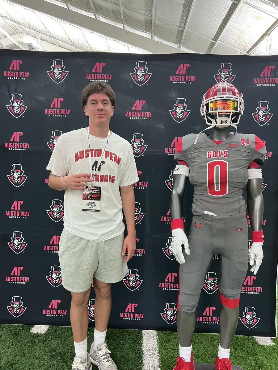 Thank you for the visit <a href="/GovsFB/">Austin Peay Football</a> @Govs_Recruiting  @APSUCoachSW <a href="/RenshawAdam/">Adam Renshaw</a> <a href="/CoachKTurn/">Coach Kyle Turnbow 🇺🇸</a> <a href="/StarsFootball/">Siegel Football</a>  <a href="/NatlPlaymkrsAca/">NatlPlaymkersAcademy</a> <a href="/NCEC_Recruiting/">NPA</a>