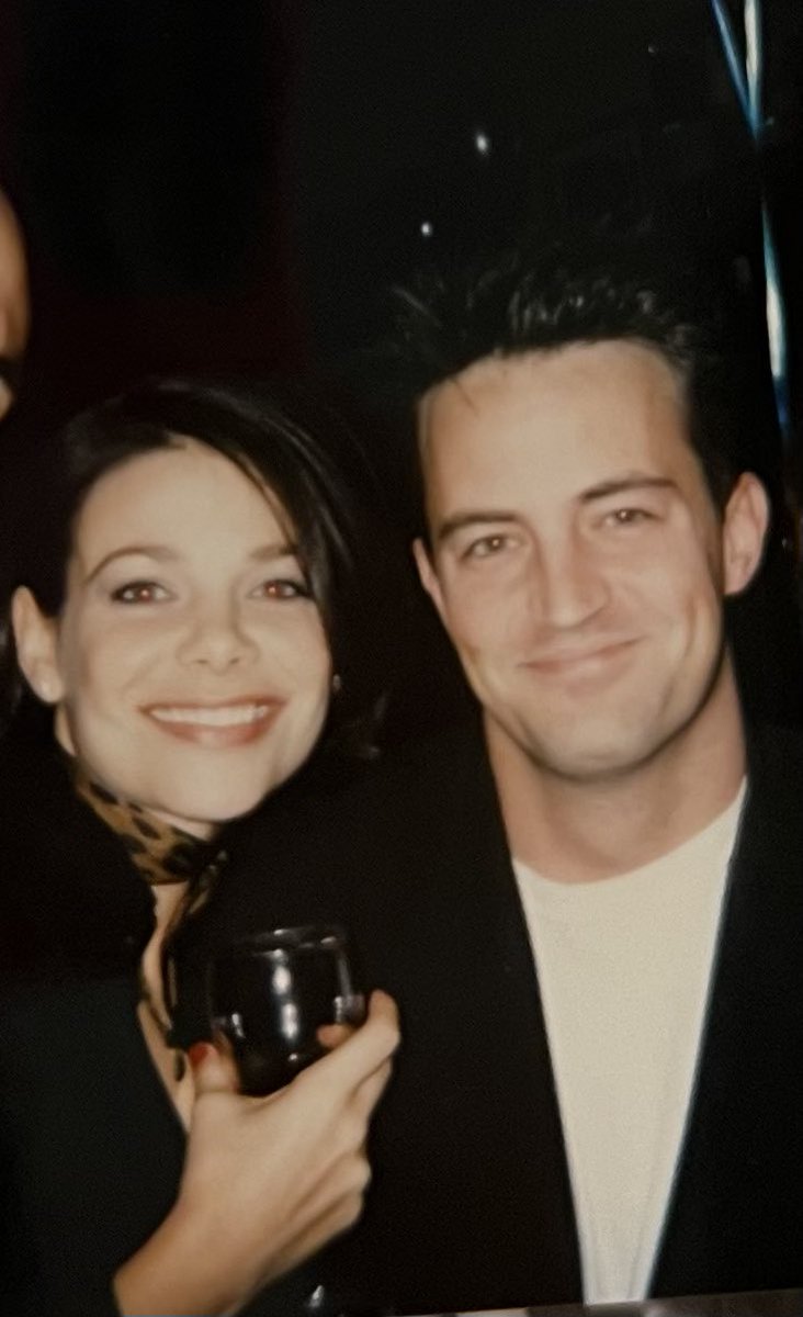 Meredith Salenger tweet media