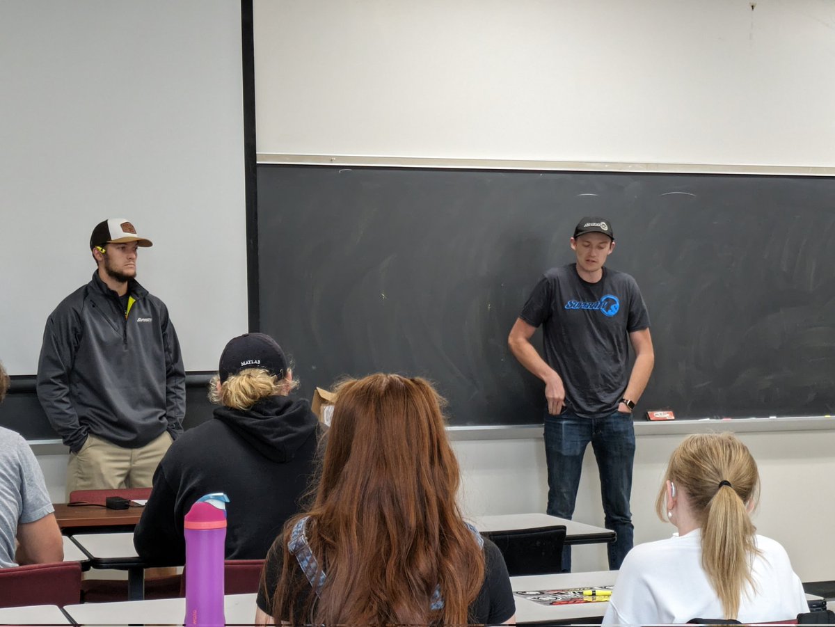 Hanover College Engineering Program tweet media
