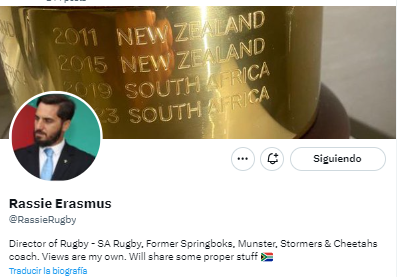 Perrugby's tweet photo. 🇿🇦 Después de consagrarse campeón del mundo, Rassie Erasmus se puso una foto de Pichot de perfil.🤔 https://t.co/oy77g39v98