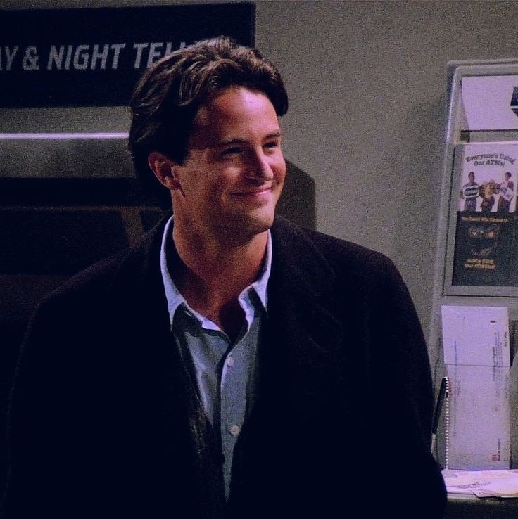 melxbloom's tweet image. Como fan de Friends, espero que Mathew Perry se fuera sabiendo lo feliz que había hecho a un montón de personas con su personaje.

Chandler fue un abrazo para los que necesitábamos un poco de felicidad aunque fuera momentánea.