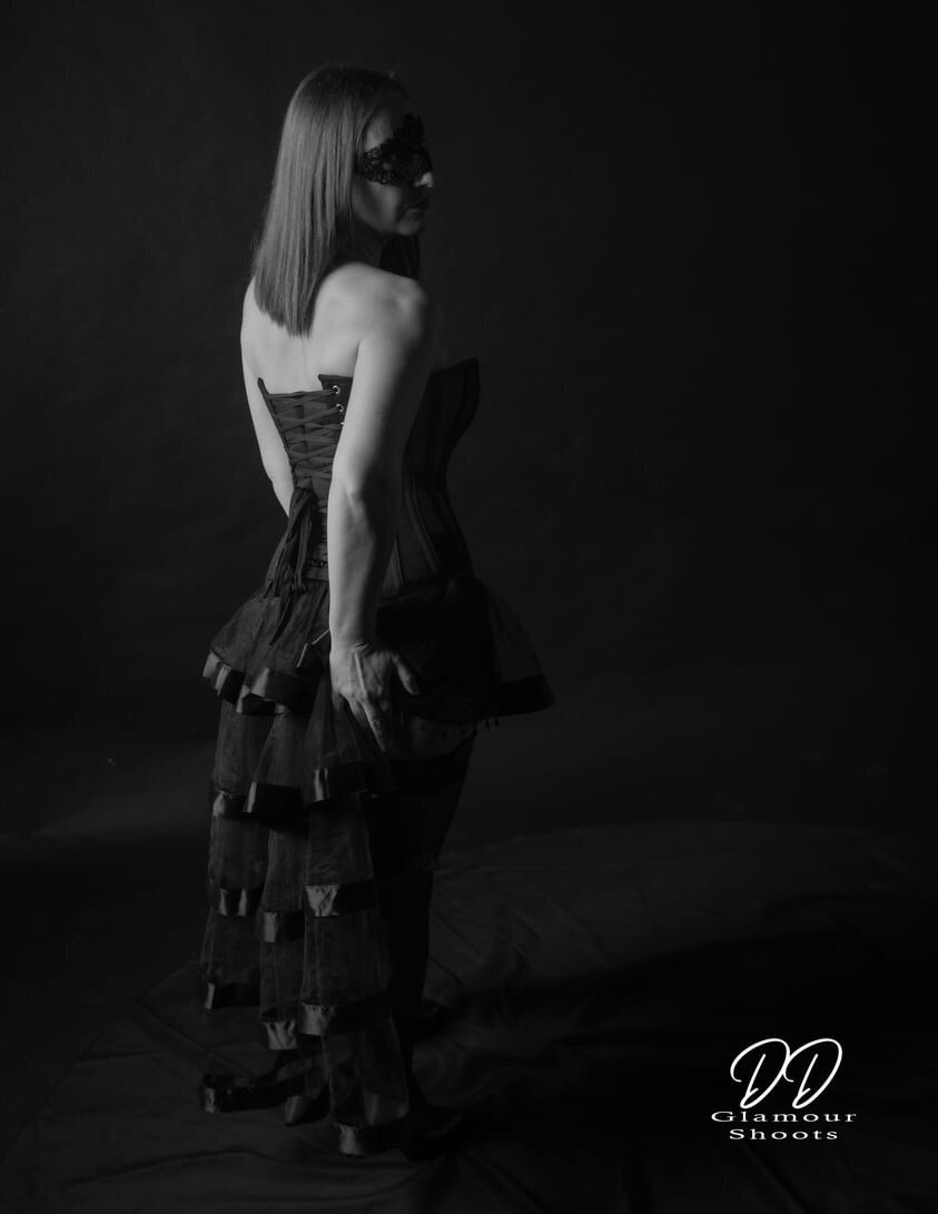 DdShoots's tweet photo. From my shoot with @keira_xxxxxx https://t.co/lFOGCg9WhT