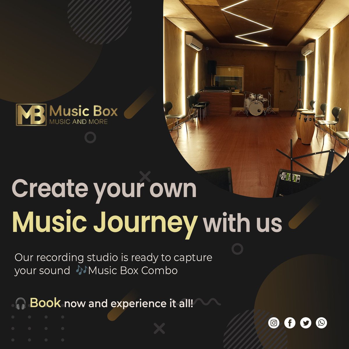 Create your own music journey with us. Our recording studio is ready to capture your sound. 

🎶 Book 6 hour sessions and Get 1 hour Free🎙️ 

#recordingstudio #recordingstudios #jammingstudio #musician #musiciansofinstagram #rockmusicians #singersspotlight #singers