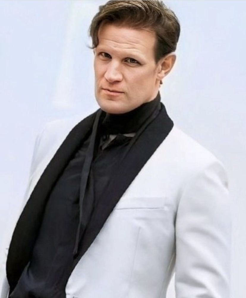 PMaratonando's tweet photo. Parabéns Matt Smith ! Hoje o ator, está completando 41 anos. 🥳🎂🎉

#HappyBirthdayMattSmith #MattSmith https://t.co/LXBLrr6Iq8