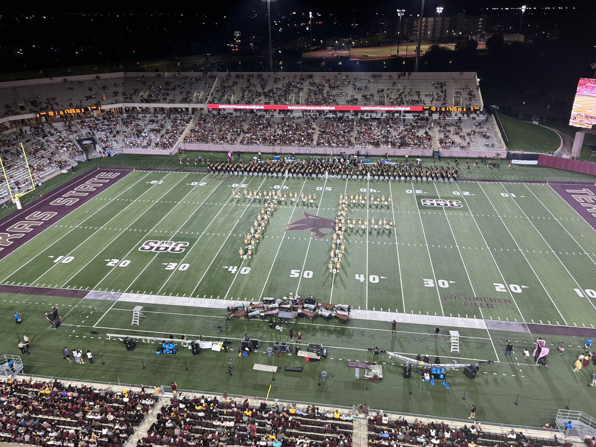txstbmb's tweet photo. Congrats to former Strutter director Tammy Fife-she was honored at halftime! #txst #strutters https://t.co/ZrVYOd3Sfj