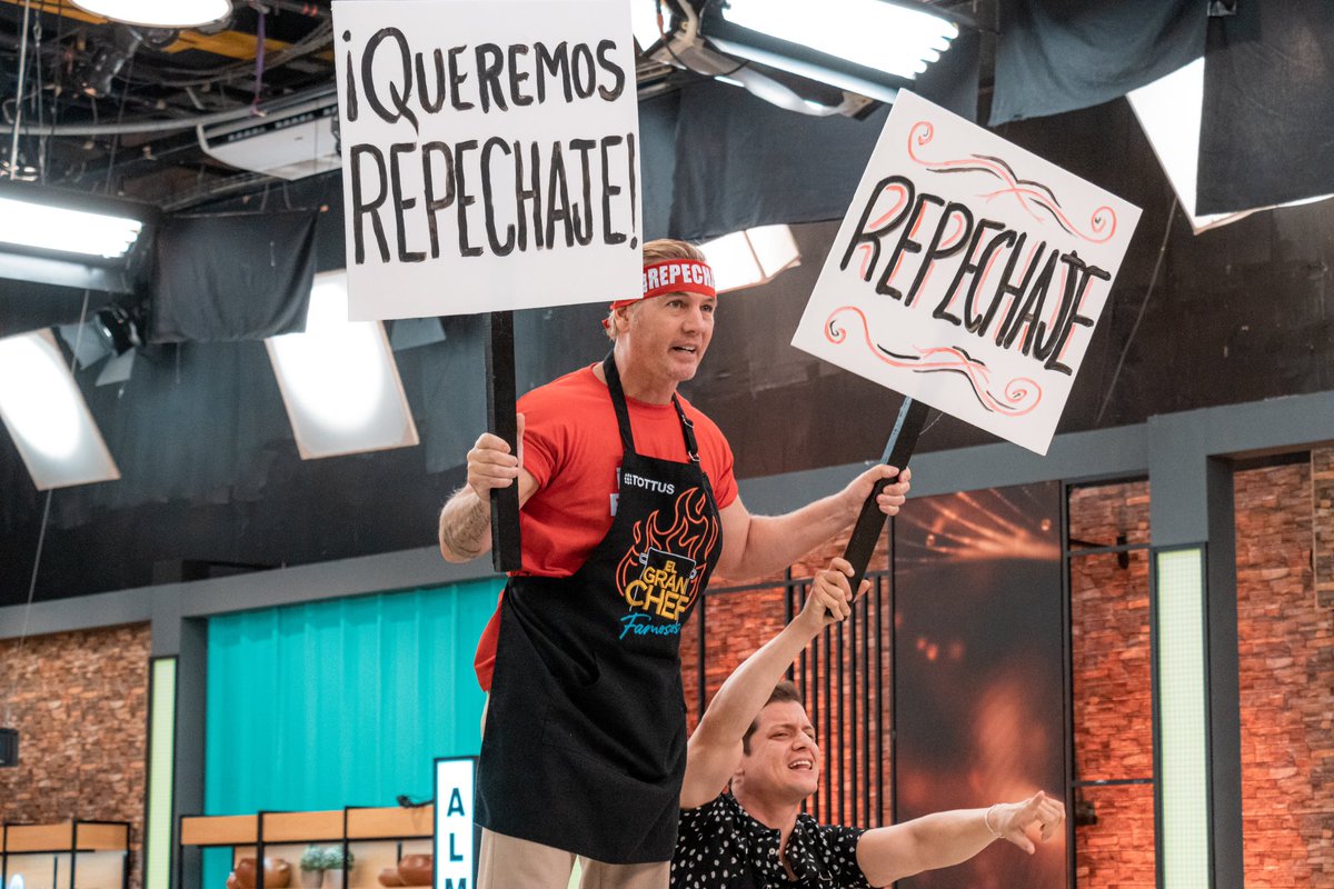 GranChefFamosos's tweet photo. Renato Rossini pide a gritos ‘REPECHAJE’ 🤩 ¿Están de acuerdo 👀? 🍽️ #ElGranChefFamosos https://t.co/ozGULw3Zfv