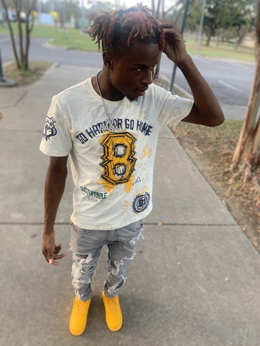 NLTH_R3GG1E's tweet photo. They ain’t wanna show me love I can’t forget 💯
#NLTH https://t.co/qnbp9qpL14