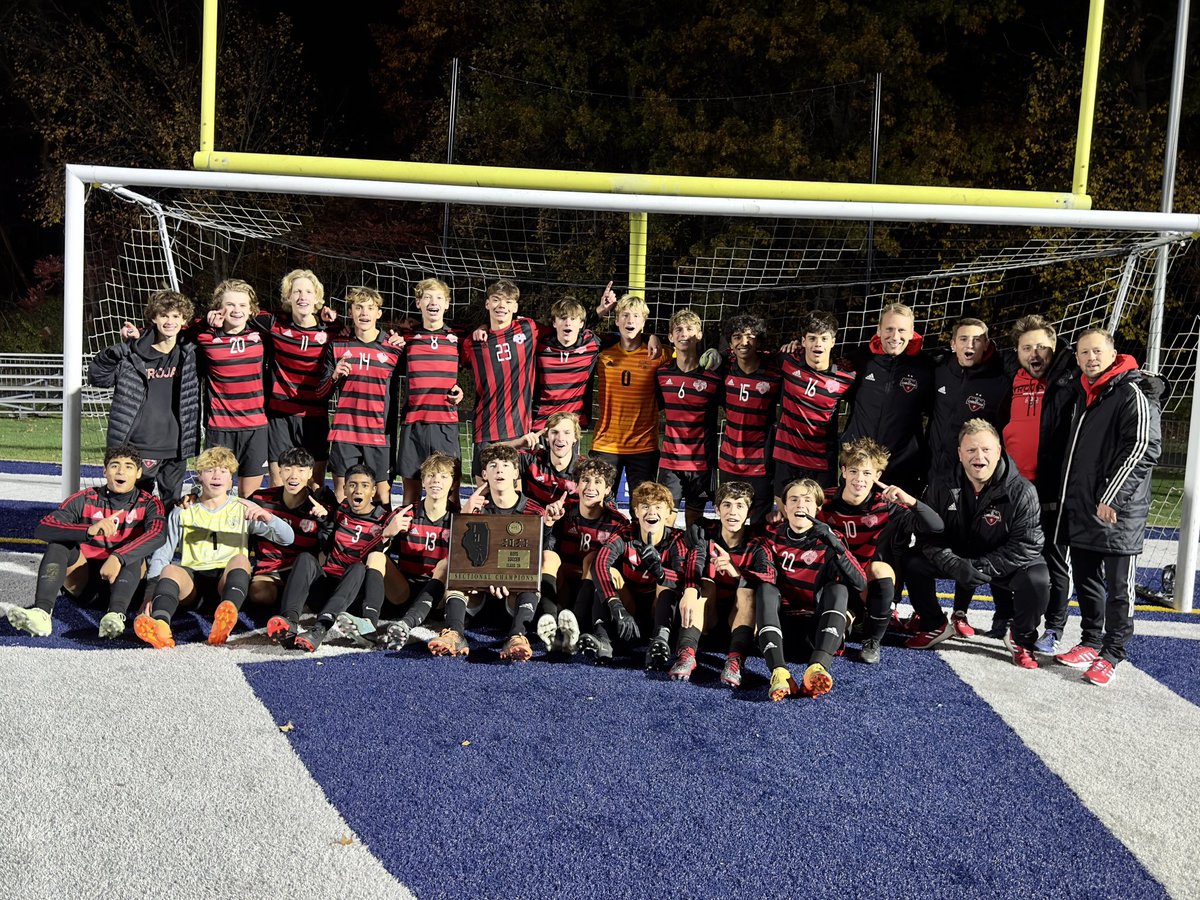 @TCSAthletics Boys Soccer Lifts the Programs 10th Sectional Title with 2-1 thrilling win over Benet Academy in OT! Win marks first 2A Sectional Title. SR Hendrik De Vries ⚽️ JR Owen Wise ⚽️ Super Sectionals on Tuesday!