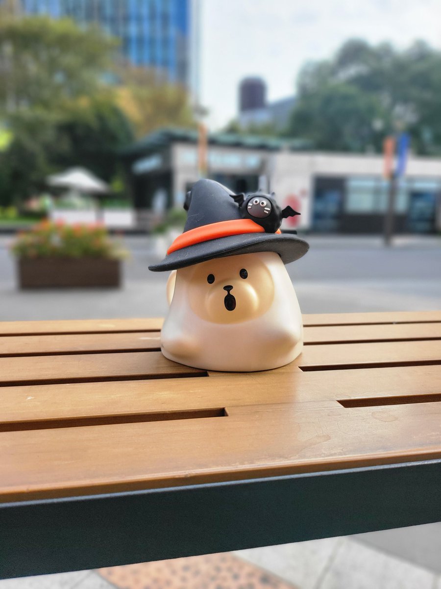 SurrenderedBear's tweet photo. RT แจก "ฟรี" เฉพาะ Follower เท่านั้น แก้ว Mug น้องหมีฮาโลวีนจาก Starbucks China น่ารักตะมุตะมิคิกขุมากที่สุดใบนี้ ออกมาในเทศกาลวันปล่อยผีพอดี ถ้าเจอผีน่ารักแบบนี้ช่วยมาหลอกบ่อยๆ แก้วใบนี้เป็นใบสุดท้ายของร้าน เห็นแล้วต้องหยิบมาแจกกันไปเลย ใครชอบ รีบเลย ของฟรีมีที่นี่ที่เดียว! 😊 https://t.co/HFQUCT2mhO