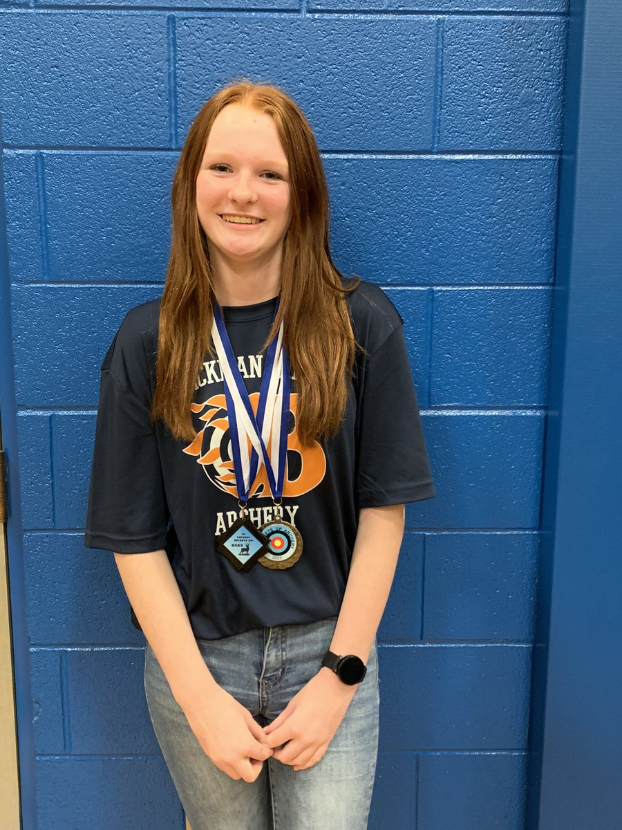 Lucrecia Gregg tweet media