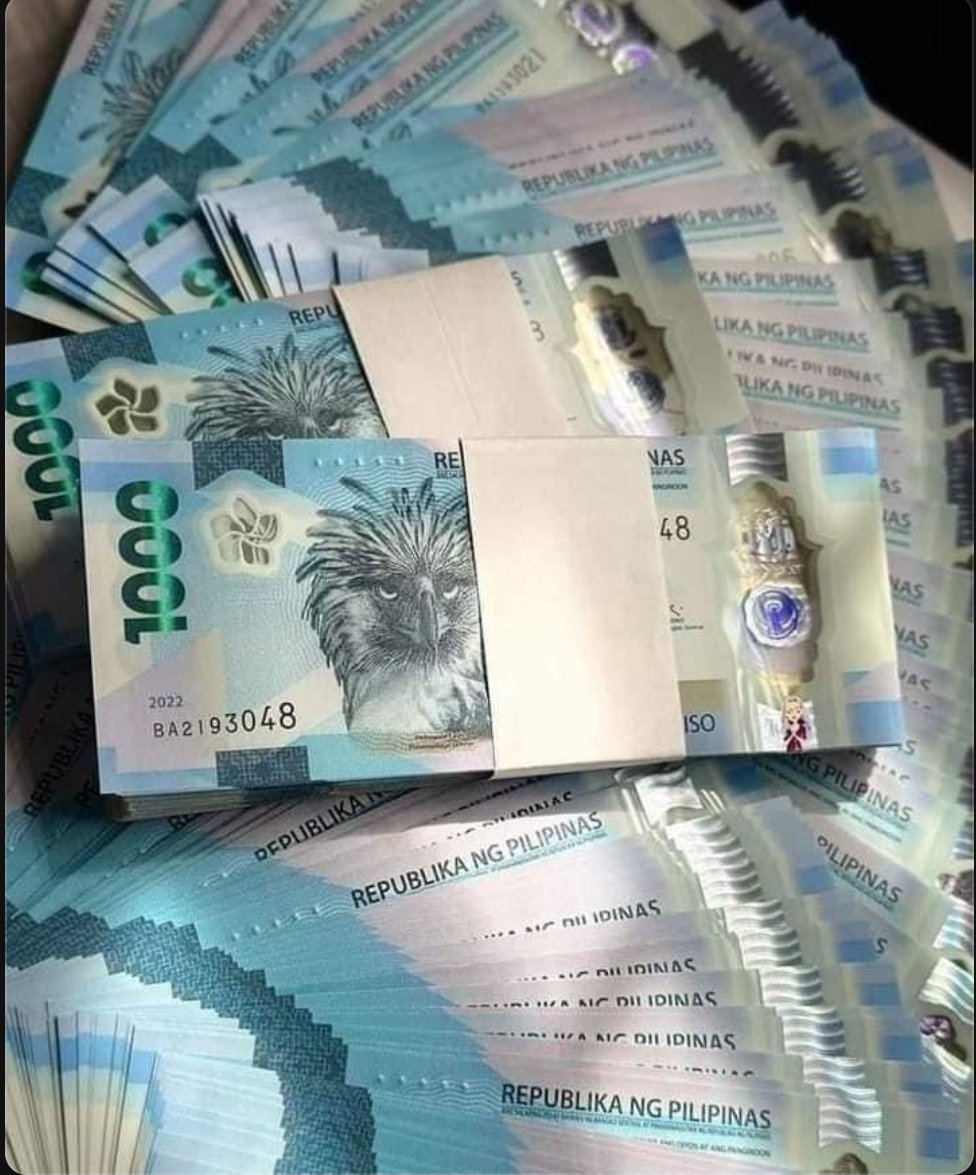 filocapri's tweet photo. all i want for christmas is cash 🥰 https://t.co/s8C5vhmacr