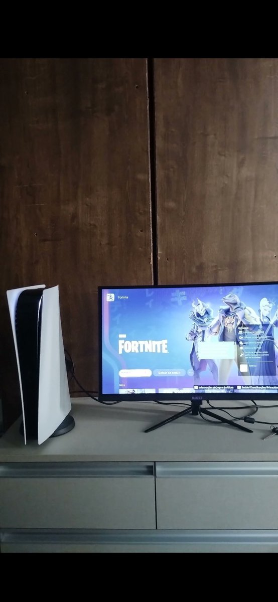 miteifn's tweet photo. @1Gumon @byelost1x @hxnrynjr @miteeii se tacar um fogo na casa desse cara vira a boate kiss, favelado mora em casa de madeira, ate o ps5 ele comprou o digital 3500R$ em 34x https://t.co/M2BHCq93Yb