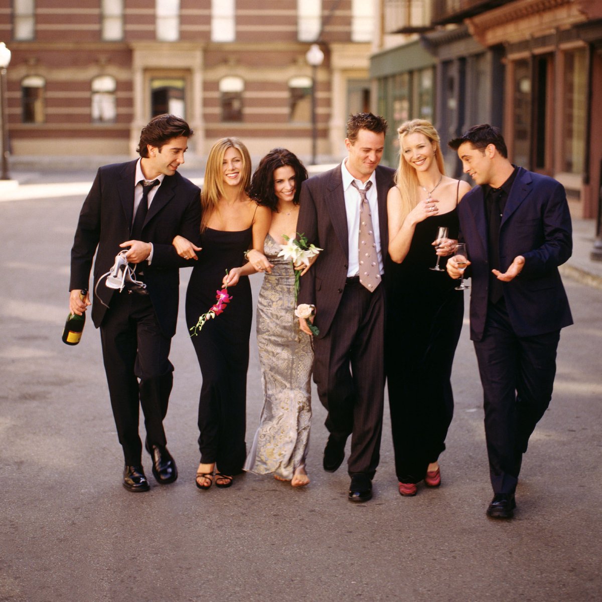 Us Weekly tweet media