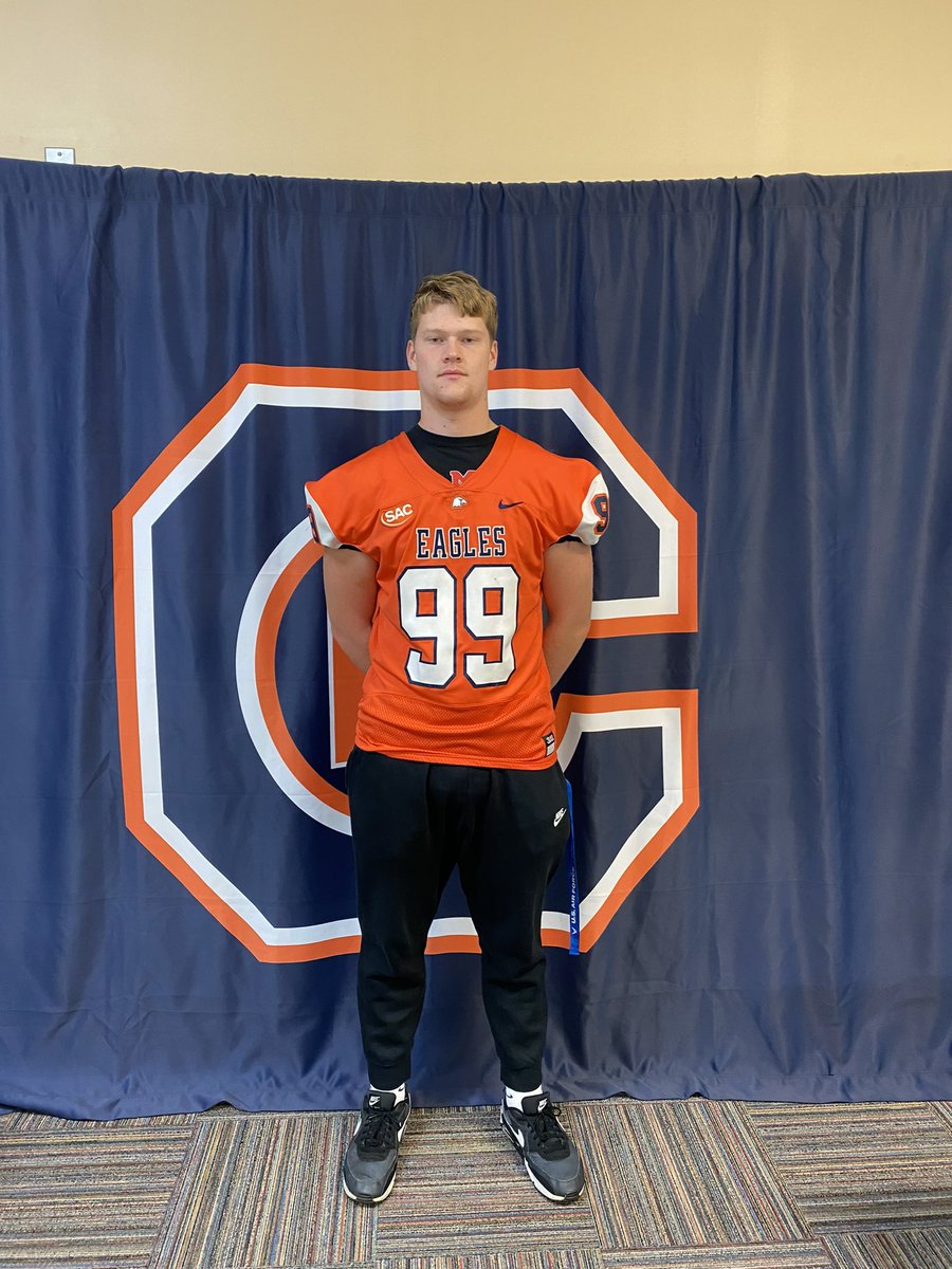 Enjoyed my official visit to CN today and trying out the Big #99 jersey.  Thank you <a href="/coachJZimmerman/">Justin Zimmerman</a> for the invite.  <a href="/MHSRebelsFB/">Maryville Rebels Football</a>