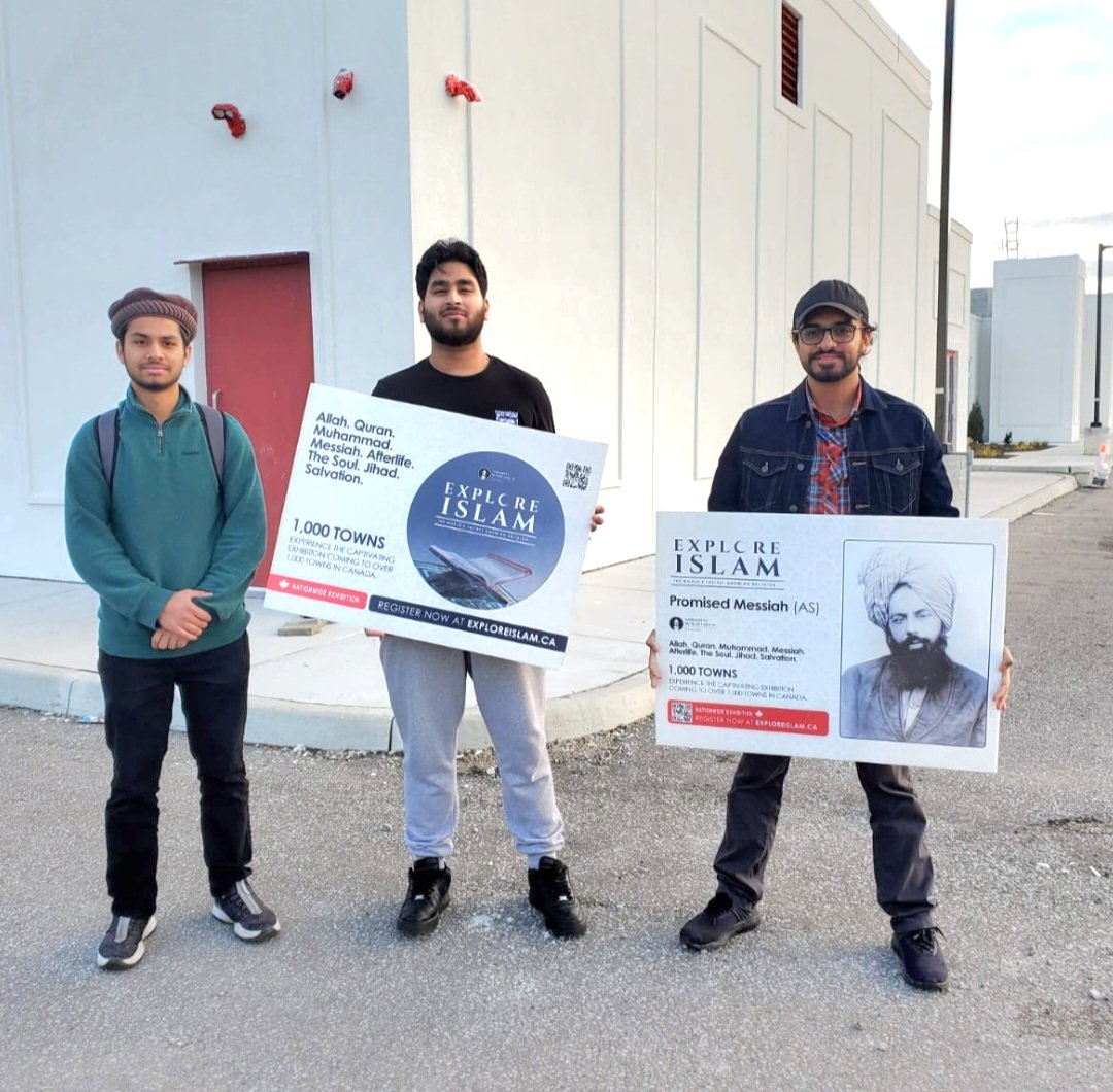 AMYAWindsor's tweet photo. Our Muslim Youth from Windsor, ON chapter of Ahmadiyya Muslim Youth Association Canada is visiting  Brooke-Alvinston as part of @AMYACanada's nationwide #ExploreIslam campaign.

Purpose of the visit is to engage in informational conversation with residents about Islamic teachings https://t.co/SJp3afmDrc