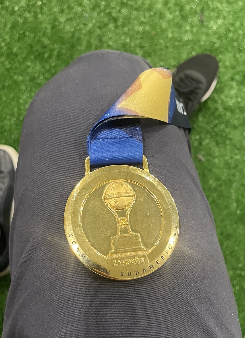 JorgeCallejas3's tweet photo. Orgullo de ser parte de LIGA ⚽️⚽️⚽️ https://t.co/lCDUV7qGst
