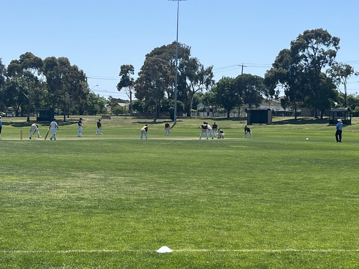 charlesdavis75's tweet photo. Enjoying the sunshine and watching some local cricket in our old stomping ground #wefo https://t.co/02rmUGwAb9