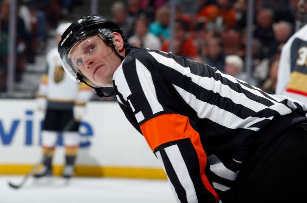 Who are NHL Referee #35 and Linesman #85? - Scouting The Refs