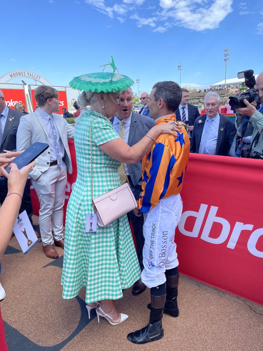 1000giggles's tweet image. #Outstanding #CoxPlate Day #2023 ⁦@TheValley⁩ @ladbrokescomau #ManikatoStakes #Imperatriz ⁦#opiebosson @MarkWalker ⁦⁦@TeAkauRacing⁩ Many thx to all #OwnersConnections Members sponsors patrons &amp;amp; @RacingVictoria⁩ ⁦@springcarnival⁩ ⁦@777MJB⁩ 🫶👌🐎😁