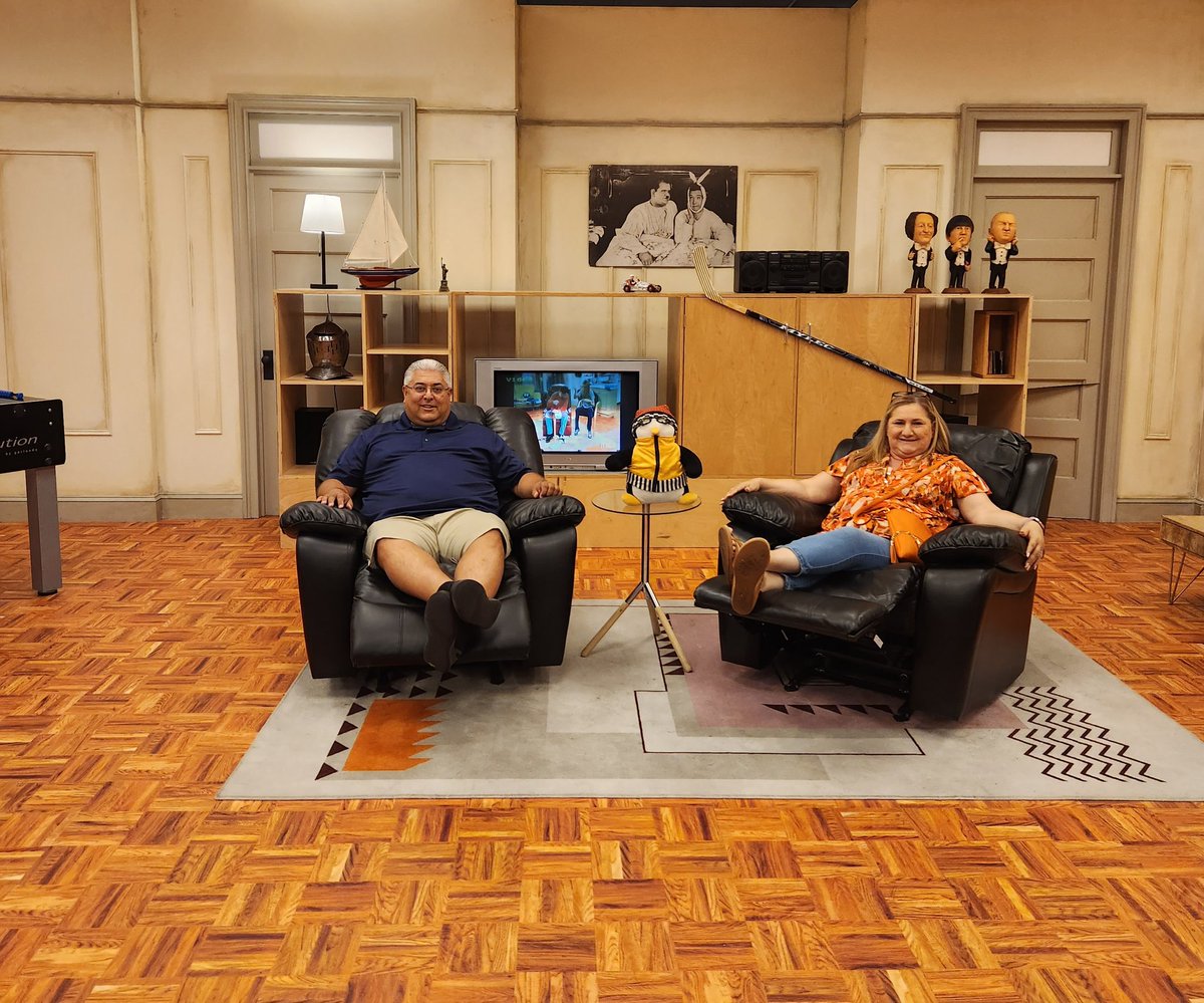 My heart is sad. #matthewperry #ChandlerBing <a href="/FriendsTV/">FRIENDS</a>