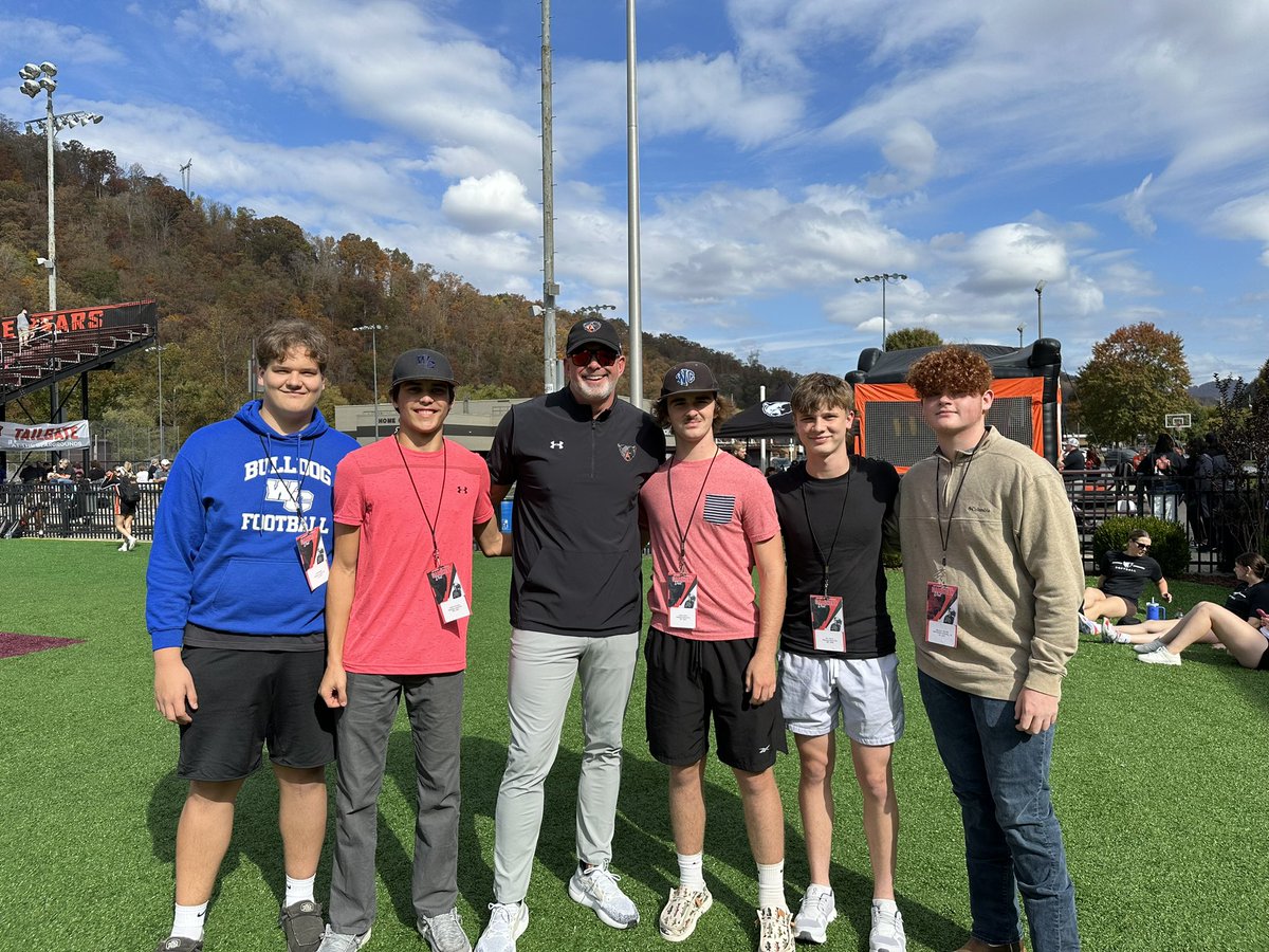 UPIKE game day visit✅