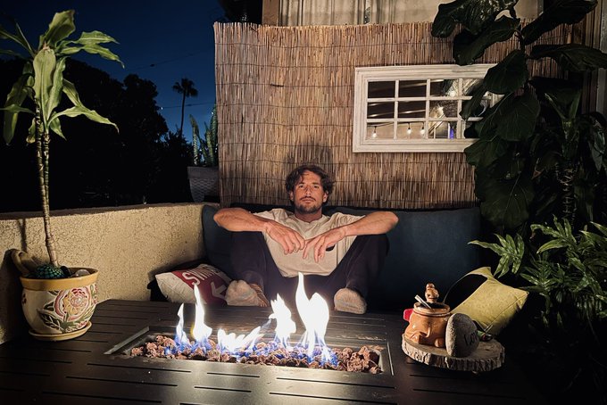 What&rsquo;s everyone doing this evening? Fill me in! #firepit #bbq https://t.co/f0ePHCHIKN<a href="/tag/bbq"class="tags"><span>#bbq</span></a><a href="/tag/firepit"class="tags"><span>#firepit</span></a>