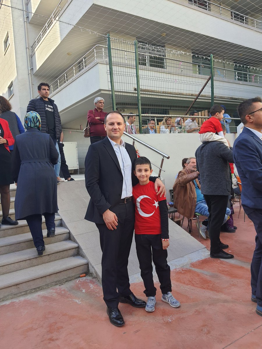 Cumhuriyet Bayramı'mız kutlu olsun. #100yaşında