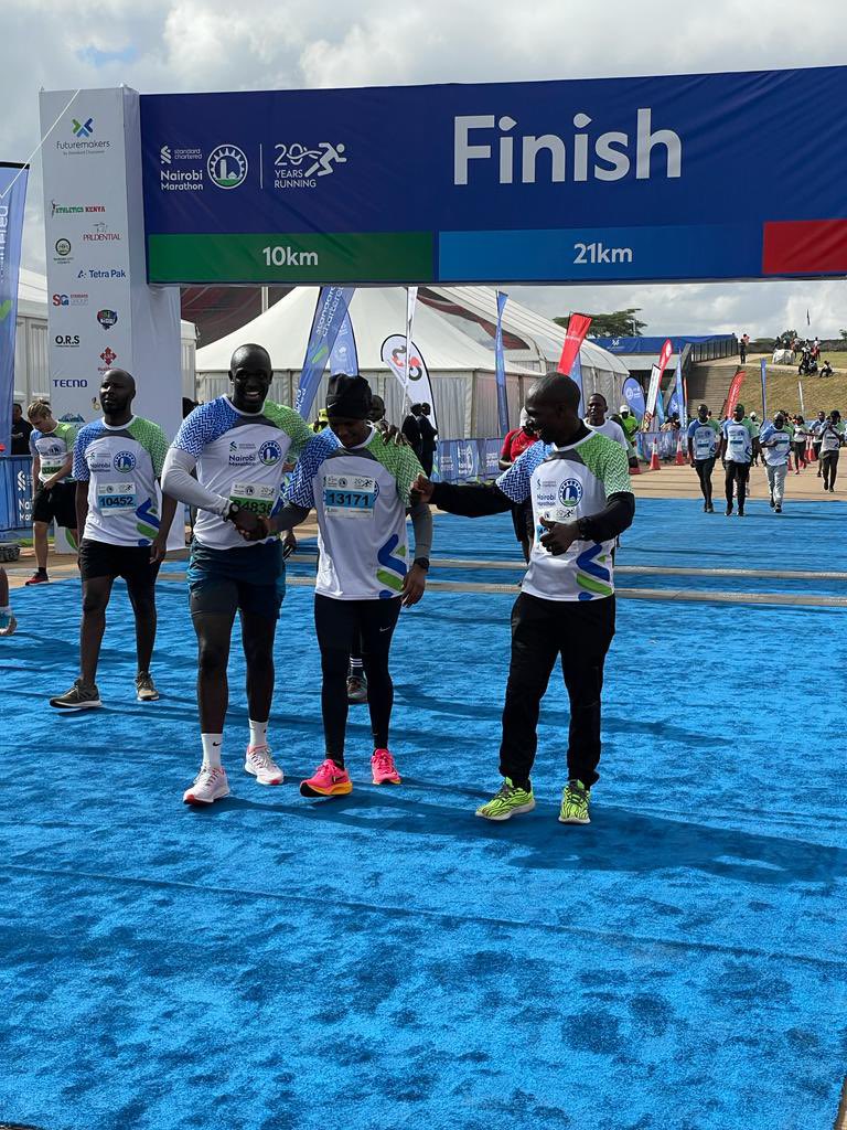 The run,the sweat,the rhythm,the pain and then the finish was the vibe this morning at the stanchart marathon.Missed my target by 3Mins but shaved 30 mins of my time last year.