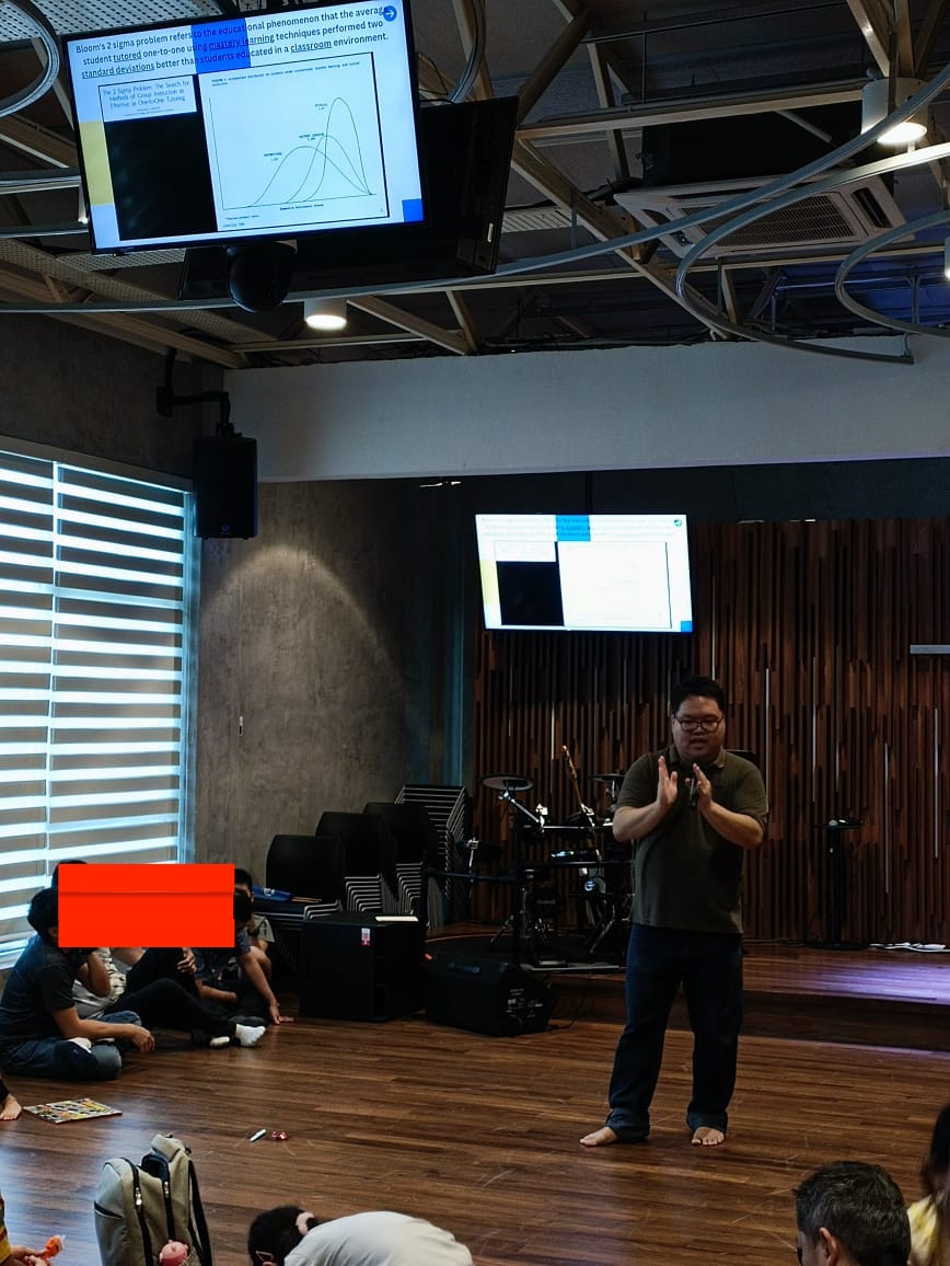 siekee_lau's tweet photo. I am glad to have the opportunity to share with my community about the development of AI and how we shall embrace and make full use of this technology https://t.co/p5DpxCGXU6
