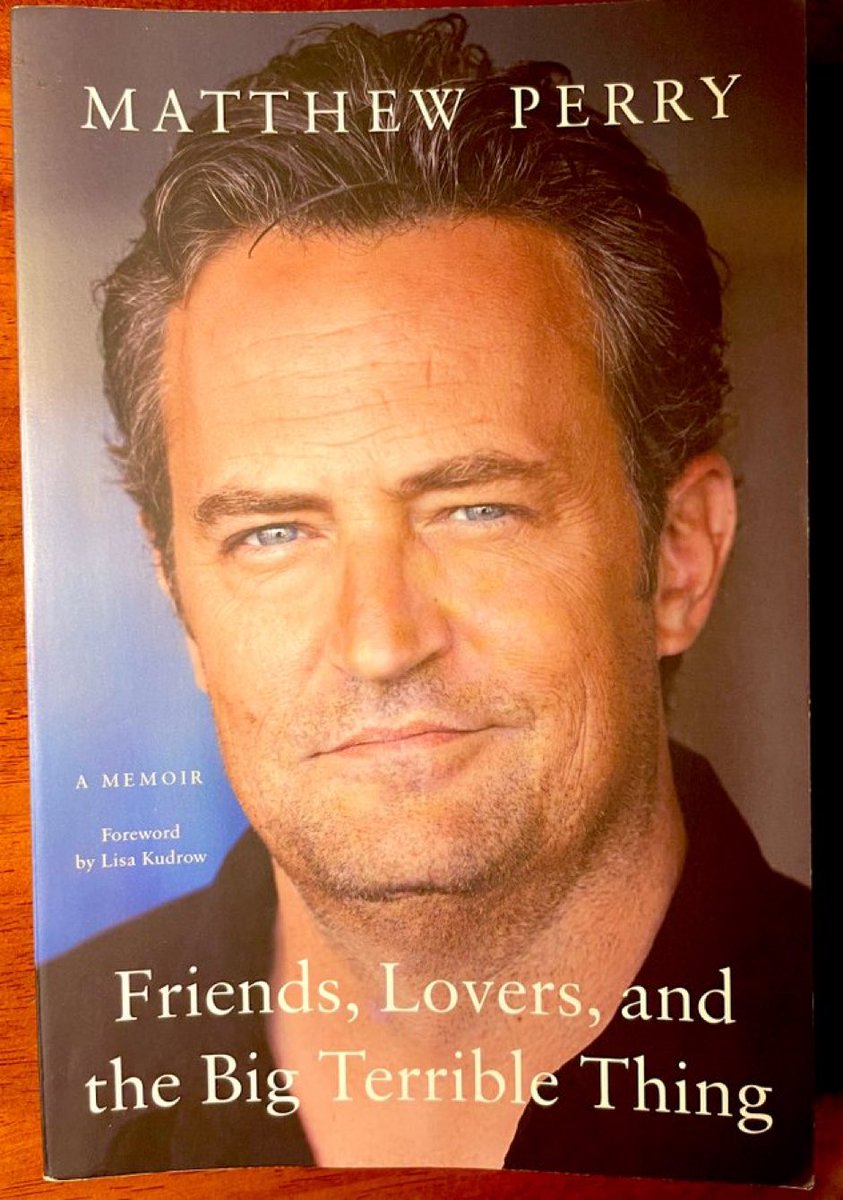 ✅ظل يعاني من الادمان والاكتئاب حتى ما بعد سن الخمسين 

✅انفق خلال حياته ما يقارب ٣٣ مليون ريال على برامج التاهيل من الادمان

✅بدا تعاطي المخدرات في سن ١٤ سنة 

✅حتى مع وصوله لذروة النجاح بتمثيله لمسلسل فريندز لم يستطع التغلب على مرضه

🔴توفي اليوم بطل مسلسل فريندز ماثيو بيري