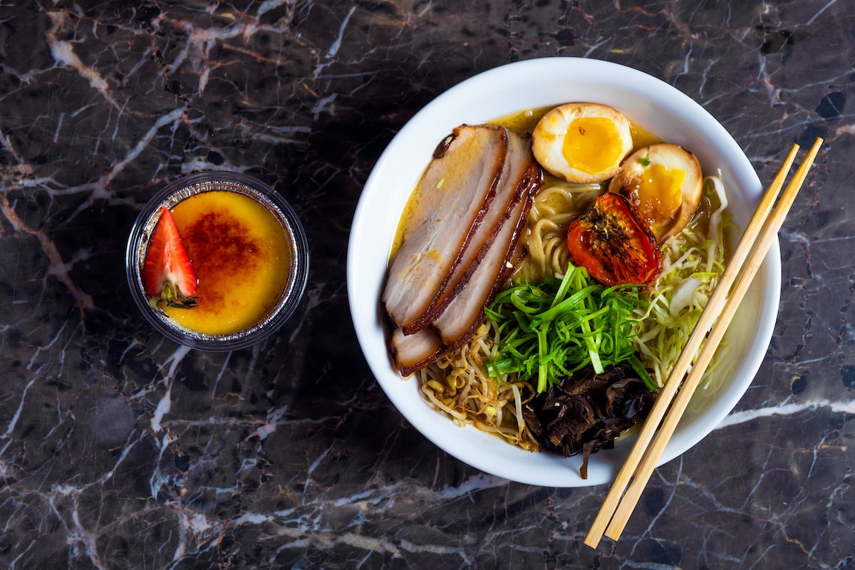 FootballFeverHQ's tweet photo. It’s a fun and interactive way to enjoy ramen.
Click for more https://t.co/vMMU0msu3m
#JapaneseRamen #noodle #JapaneseFood #CookingRamen #bowl #RamenNoodles #Ramen #JapaneseComfortFood #RamenRecipes https://t.co/PVNU9oYkP0