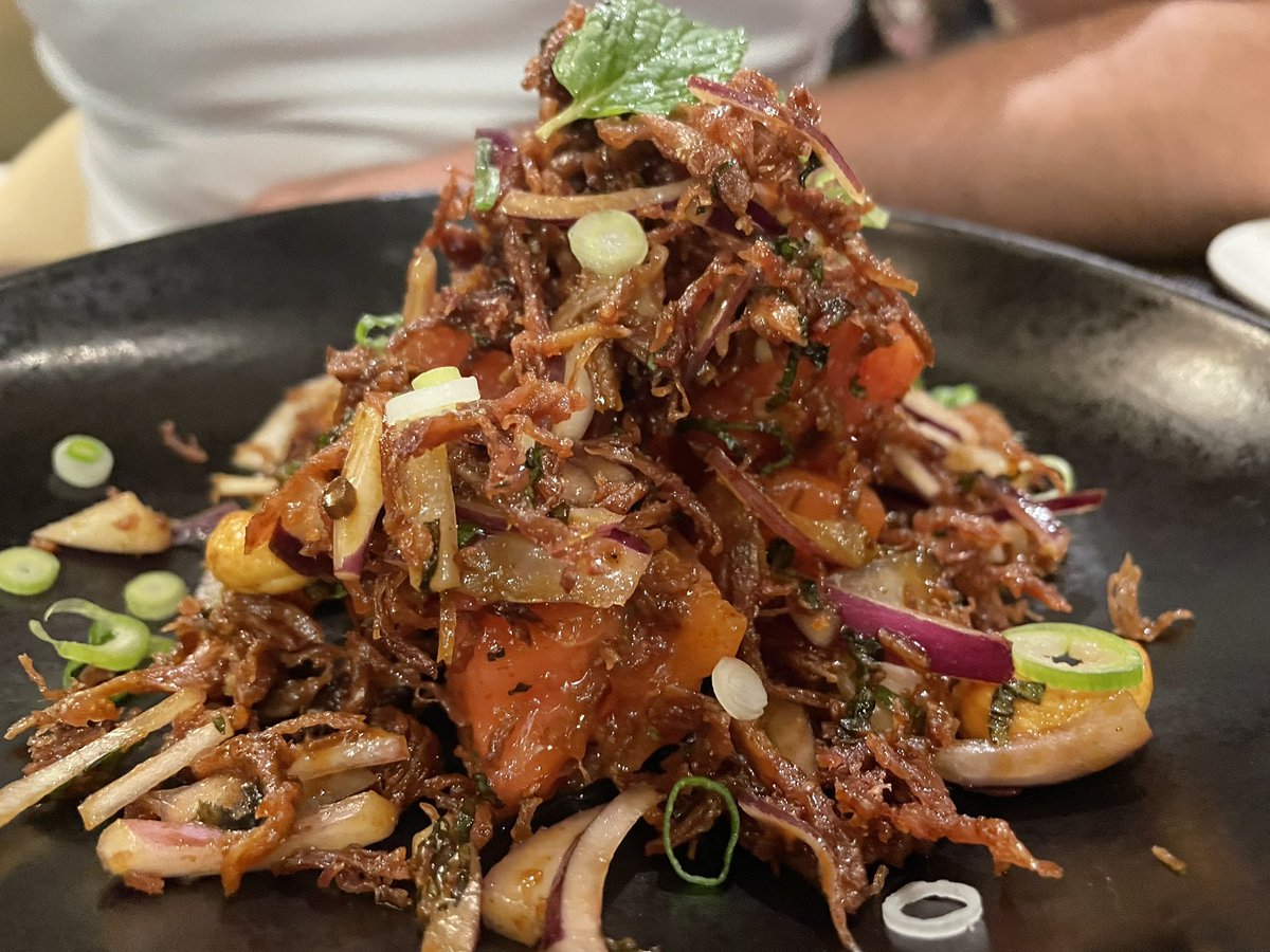 travelblogjamie's tweet image. Our meal at speciality restaurant Kora La onboard Marella Voyager for our anniversary. Left to right; paneer &amp;amp; onion pakora bao bun, thali of 3 curries with chicken or paneer, crispy duck and watermelon salad. £26.95pp. It was a truly delicious treat! @TUIUK #marella #cruise