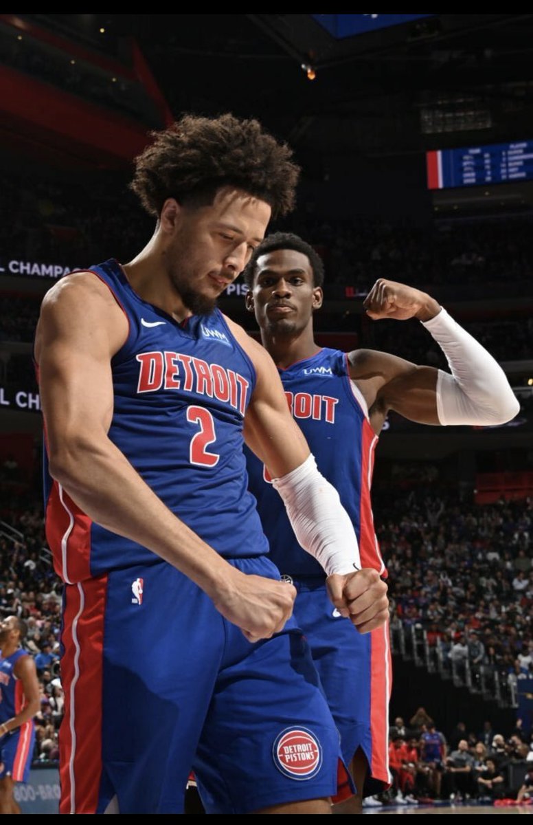 These two 🙌🏀 #DetroitBasketball